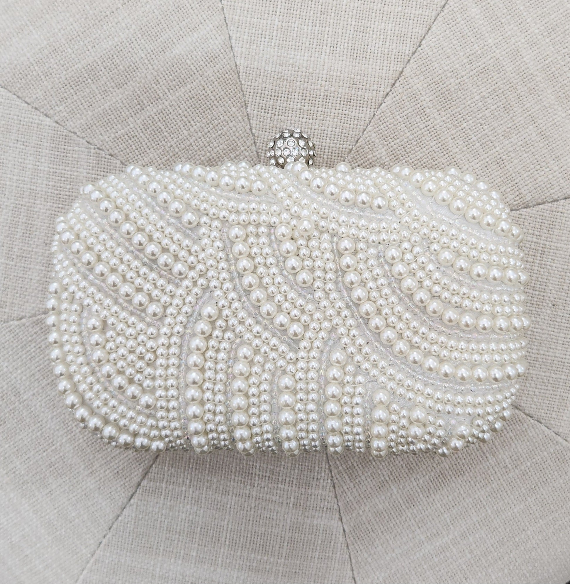 White Metal Clutch Bag Floral Pearl Box Evening Bag for Party | Baginning