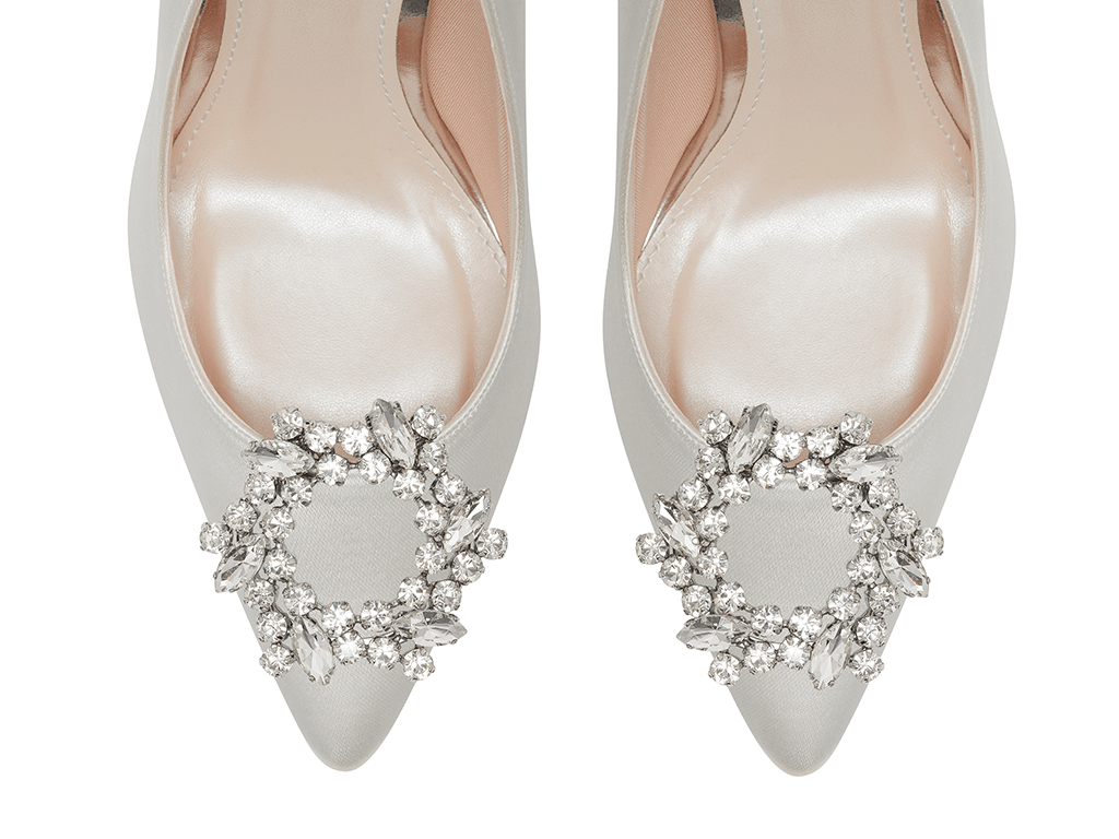 Astrid -
Sparkly Silver Shoe Clips