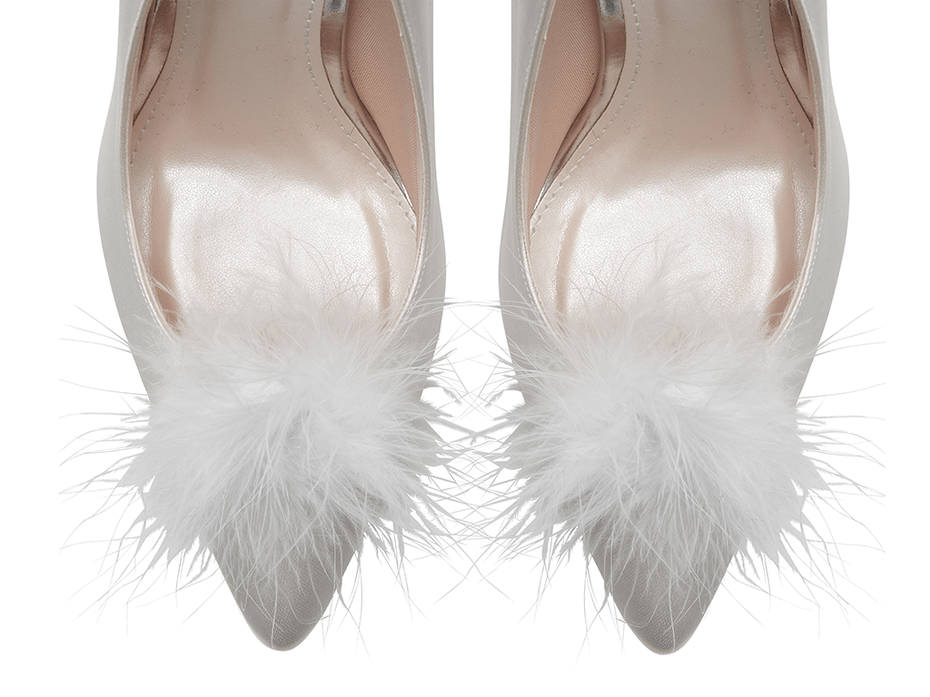 Kitty - Feather Pom Pom Shoe Clips